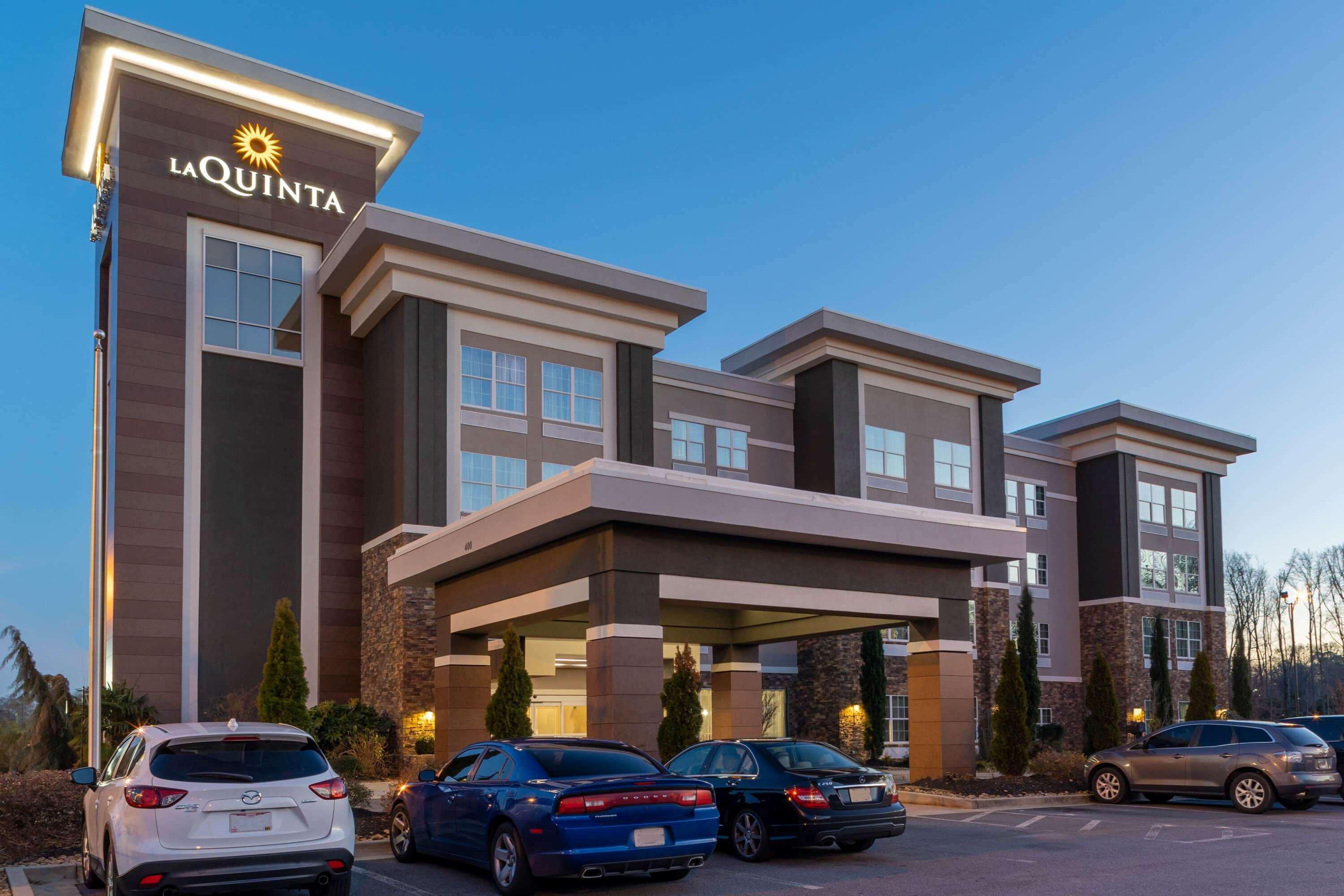 Готель La Quinta By Wyndham Форсайт Екстер'єр фото